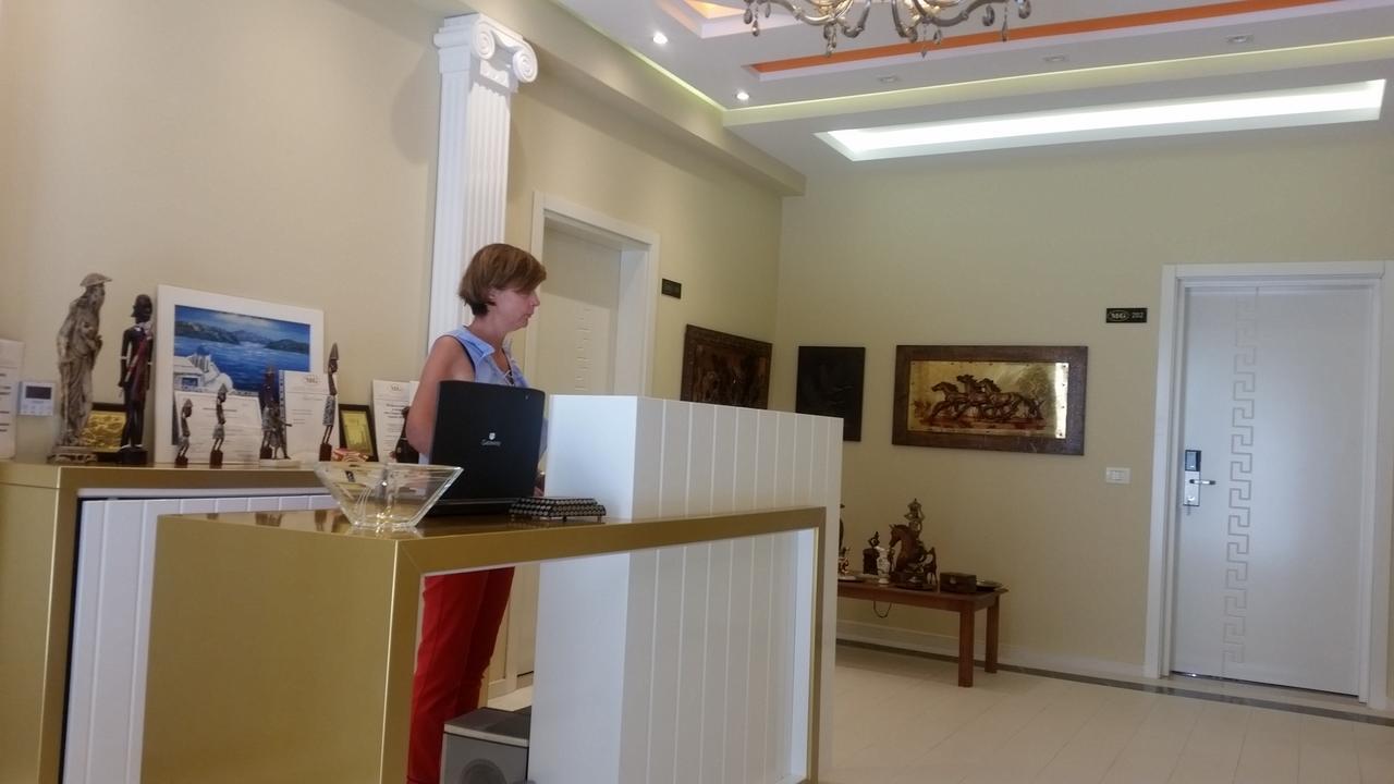 Hotel Magllara Sarande Bagian luar foto